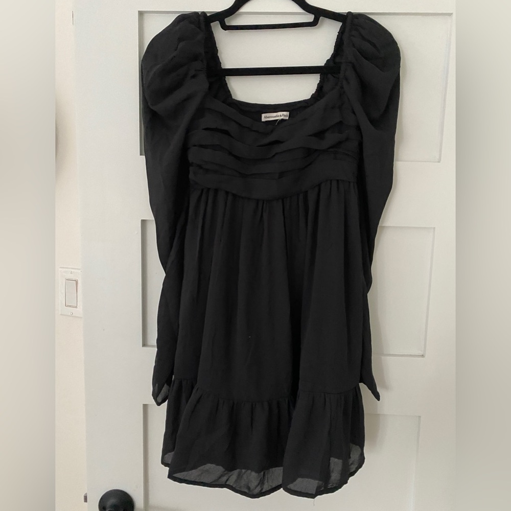 Abercrombie & Fitch black dress